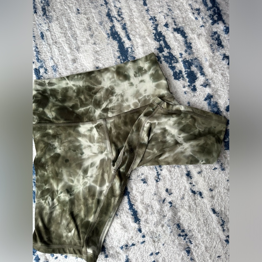 Lululemon Align Short 8" *Diamond Dye - Picture 2 of 6